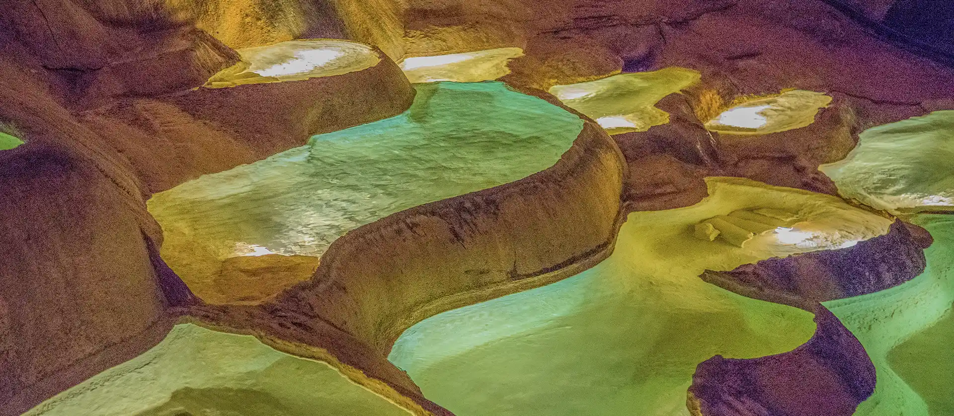 Top 3 des plus belles grottes en Ardèche