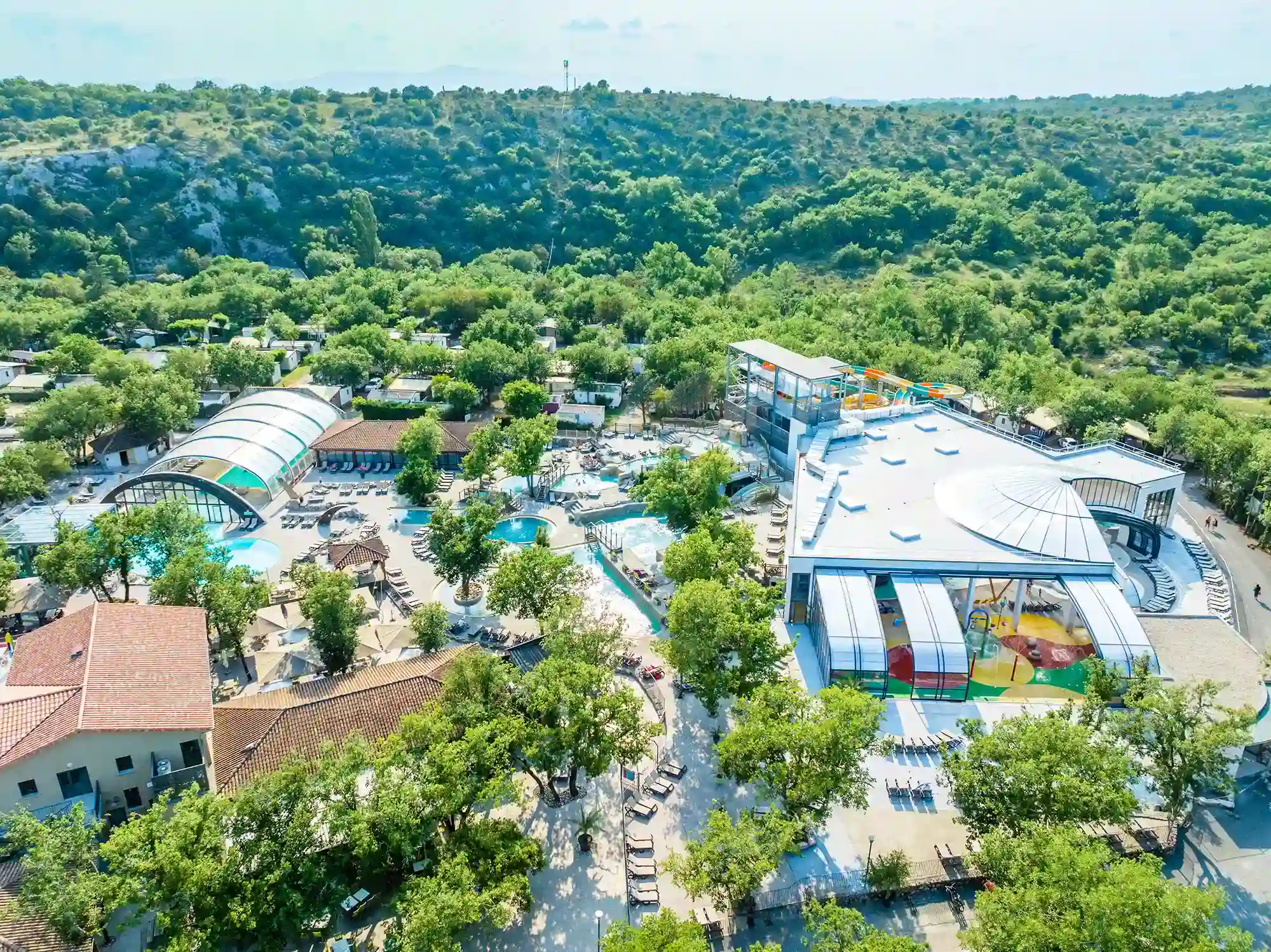 geel dorp camping le ranc davaine ardeche